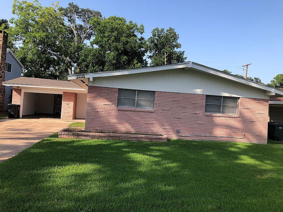 1st image of 2236 Woodrow Dr