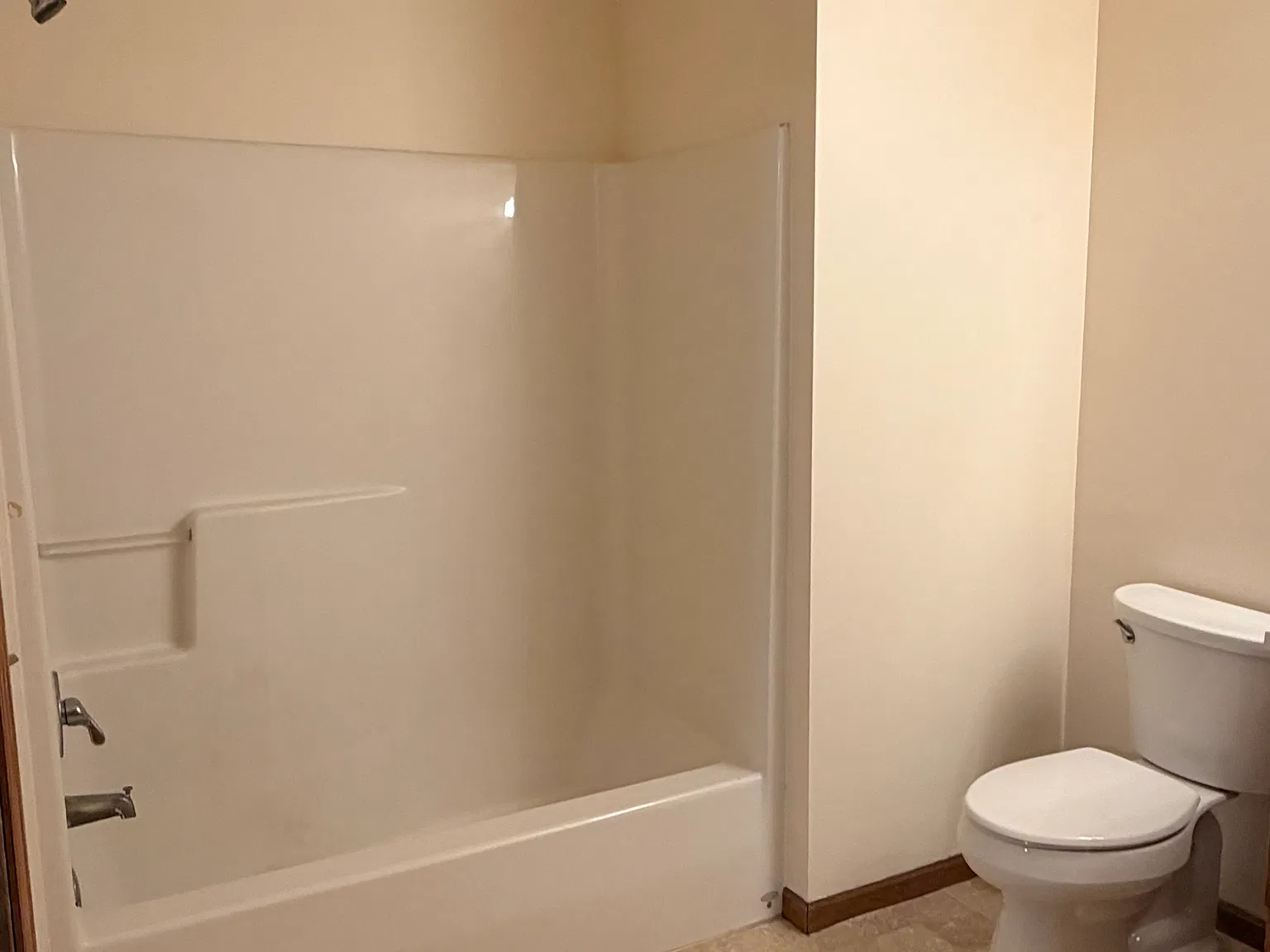 1 bed, $825 — Photo 3