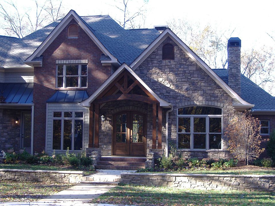 Stone/Brick mantenance free exterior