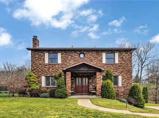 106 Paula Dr, Aliquippa, PA 15001