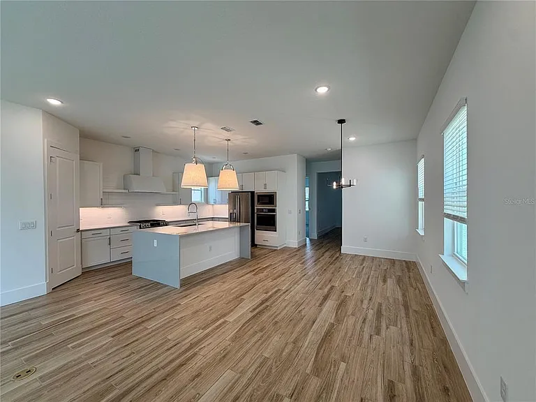 12438 Clear Sapphire Dr — Photo 2