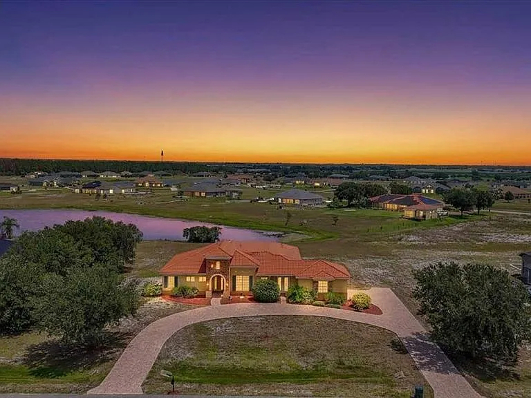 5218 Lake Toscana Dr — Photo 1
