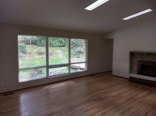 15723 SE 26th St, Bellevue, WA 98008