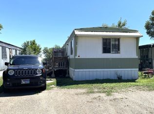 341 E 5th St, Pierre, SD 57501