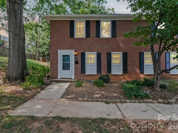 1801 Pewsbury Rd, Charlotte, NC 28210