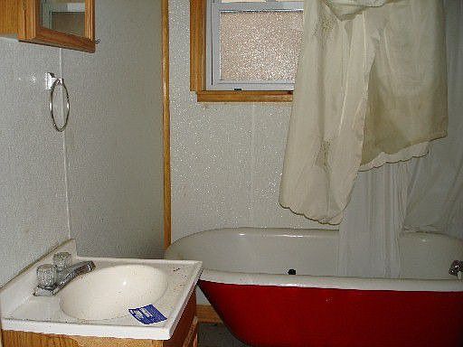 4th image of 1331 S Karlov Ave #1