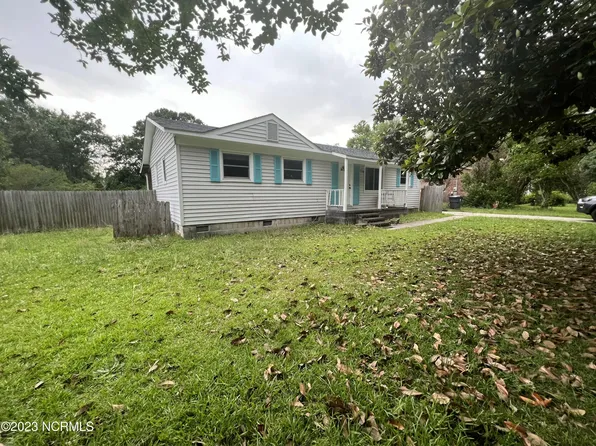 3525 Middle Sound Loop Road, Wilmington, NC 28411