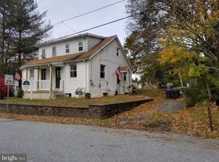 2 Raylen Dr, Boiling Springs, PA 17007