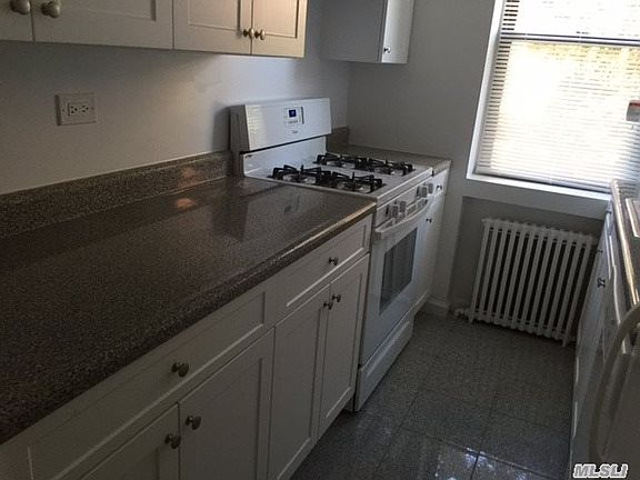 5th image of 4728 216th St APT 1D