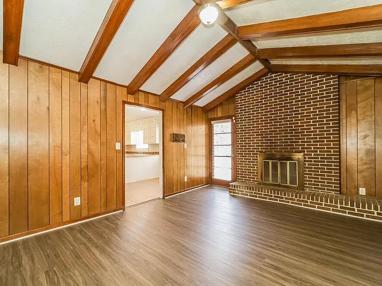 970 Kathryn Ct — Photo 11
