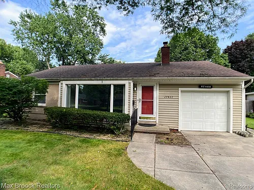 27422 Lexington Pkwy Photo 1