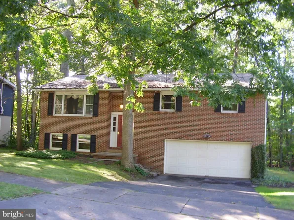 254 Oakley Dr, State College, PA 16803