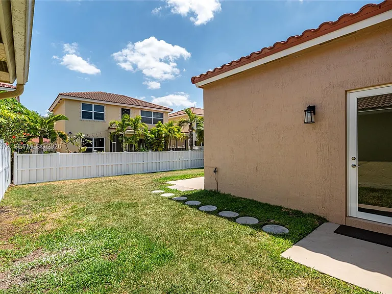15130 SW 49th Ct — Photo 24