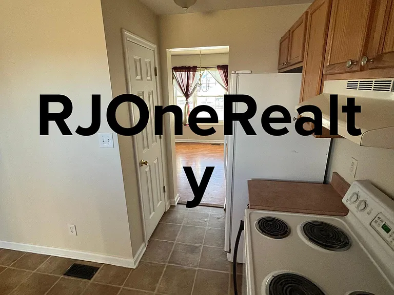 24 Iberian Ct — Photo 13