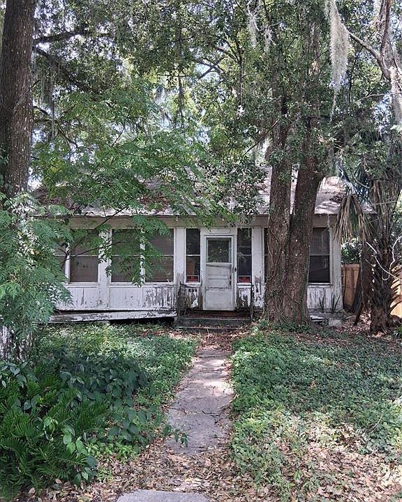 1st image of 372 S Euclid Ave