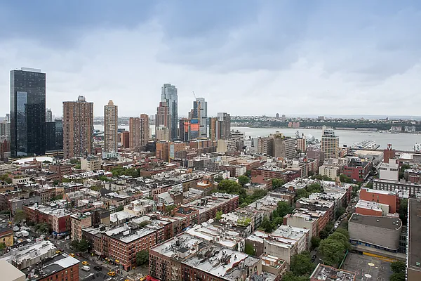 Rented by Luxury Property Group | media 5