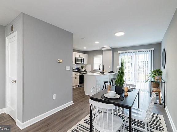 5th image of 207 W Riverview Rd #207