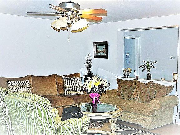 3rd image of 9603 Lasbury Dr