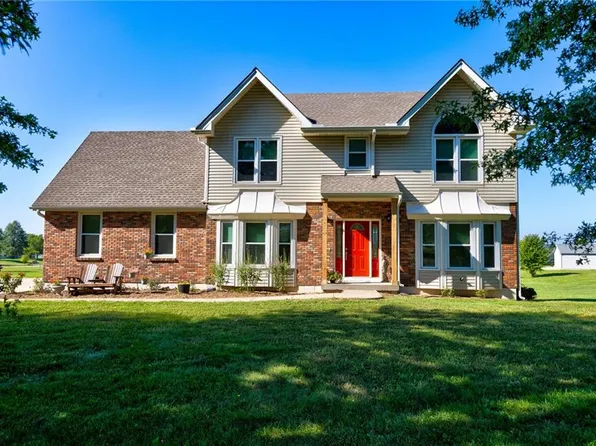 14110 N Taylor Ln, Liberty, MO 64068