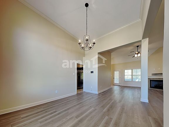 5th image of 5446 Meadowbriar Trl