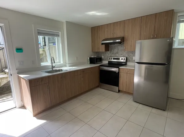 764 W 46th Ave, Vancouver, BC V5Z 2R2