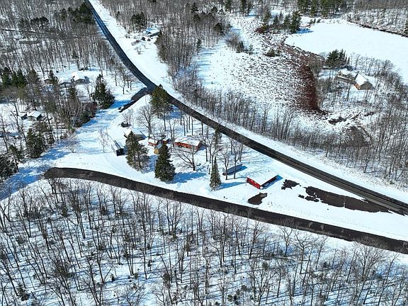 3rd image of 66075 Rooster Rd