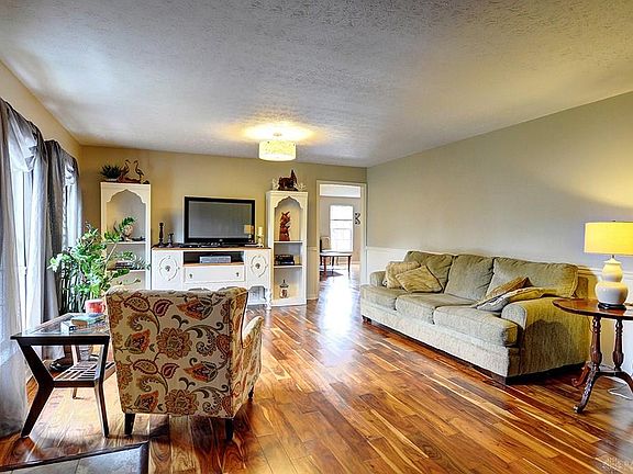 4th image of 341 Lantis Dr