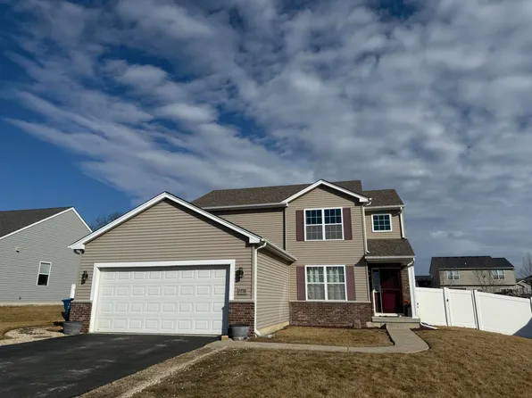 7758 E 121st Ave, Winfield, IN 46307