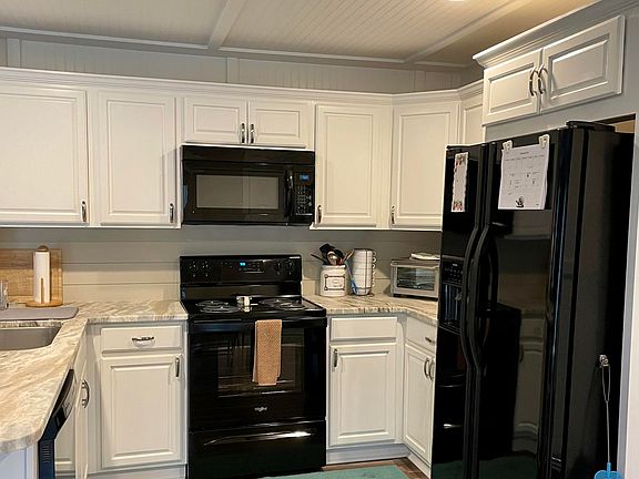 5th image of 7910 Parklane Ct APT D
