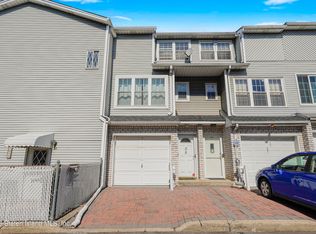 35 Vogel Loop, Staten Island, NY 10314