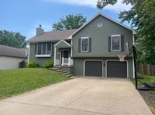 15124 Dearborn St, Overland Park, KS 66223
