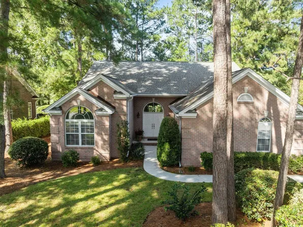 90 Greenbriar Ave. Gated golf course community, Pawleys Island, SC 29585
