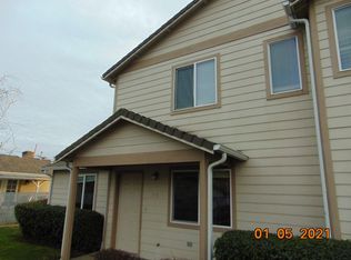 745 Diamond St, Jacksonville, OR 97501
