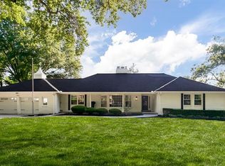 9825 Overbrook Rd, Leawood, KS 66206