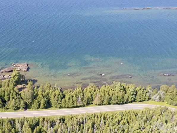 W440 M26 Hwy, Mohawk, MI 49950