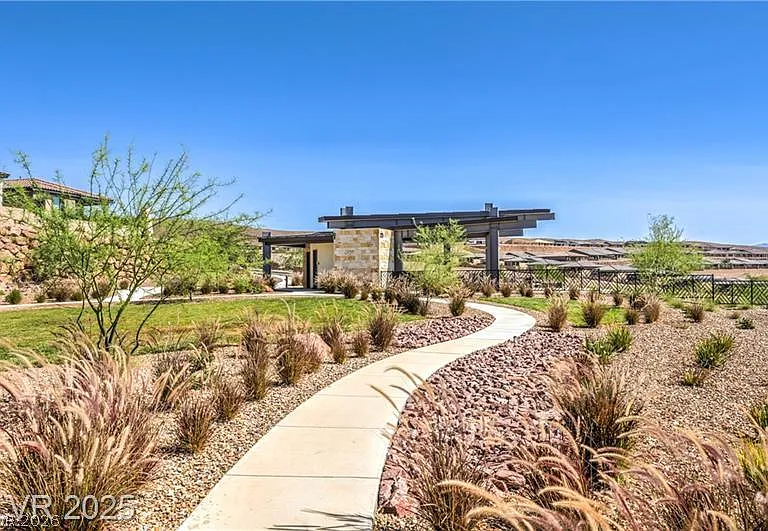6 Sun Lily Ln — Photo 46