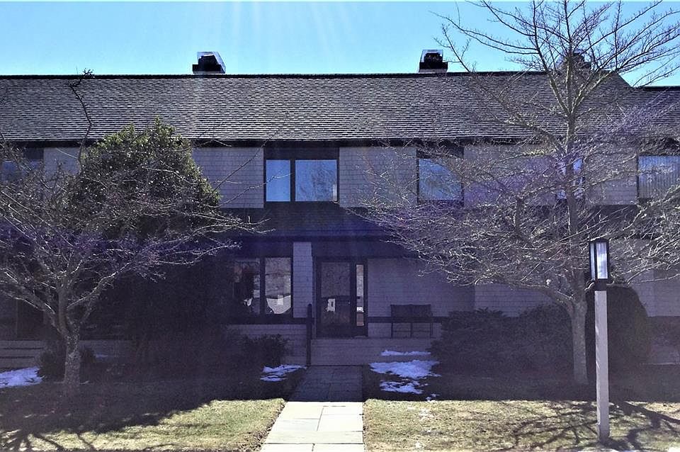 1st image of 2 Brandywine Ln #2