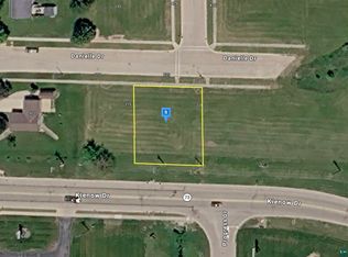 220 Danielle Dr, Randolph, WI 53956