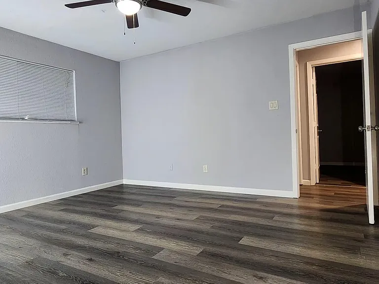 23431 Dew Wood Ln — Photo 27