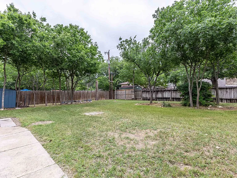1014 Morey Peak Dr — Photo 30