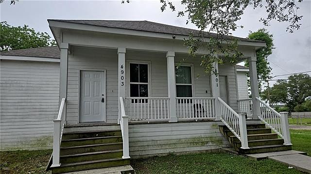 1st image of 4903 Lonely Oak Dr