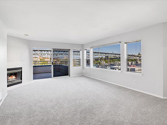 4th image of 3901 2nd Ave NE APT 301
