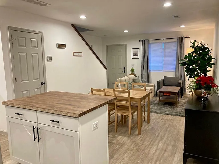 275 Pepperhill Dr — Photo 5