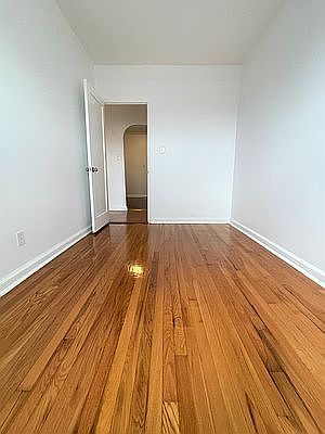 5th image of 21-27 47th St #Top