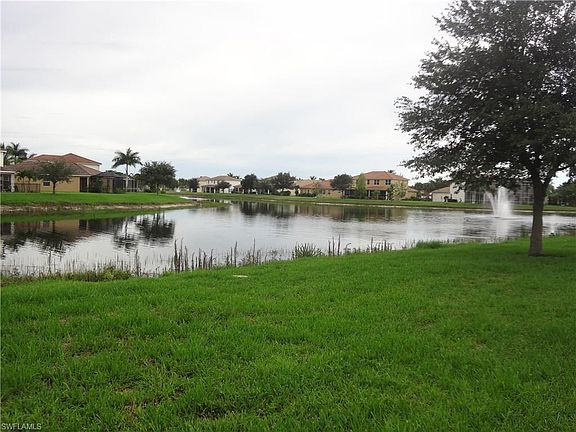5th image of 2689 Sunset Lake Dr