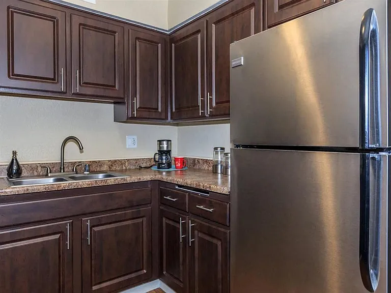 Mojave Blue Apartments — Photo 9