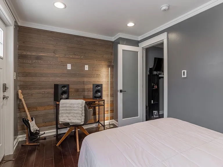 115 E Bishop St #1 — Photo 19