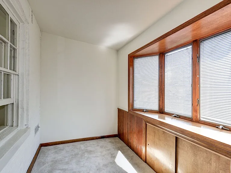 312 10th St SE — Photo 22