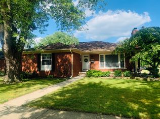 30504 Champine St, Saint Clair Shores, MI 48082