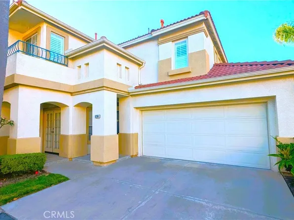 8204 Constantine Dr, Huntington Beach, CA 92646